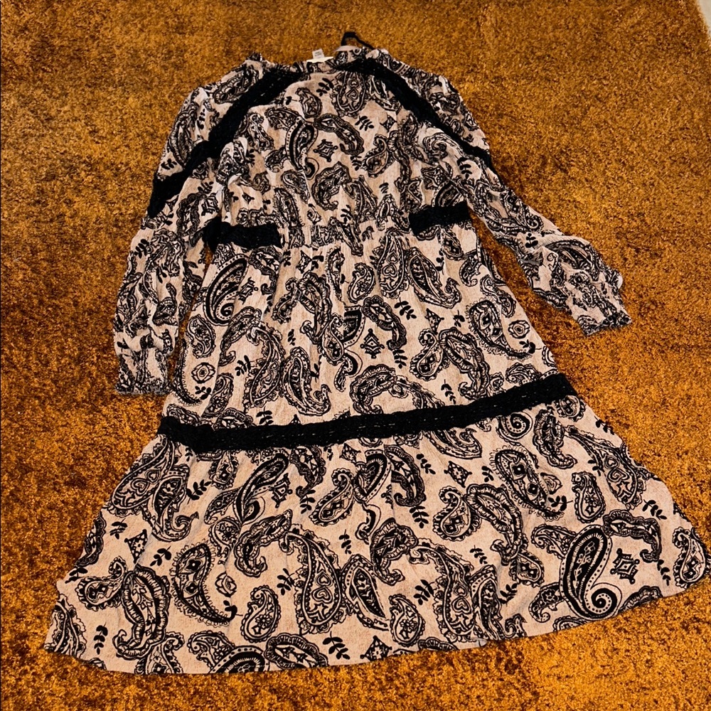 Knox Rose Black and Cream Paisley Casual Dress - Picture 6 of 6